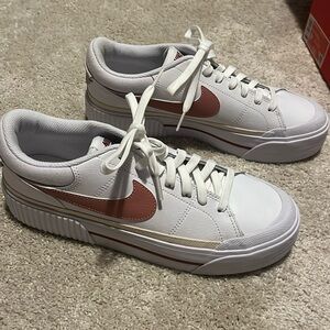 New In Box Nike Court Legacy Lift